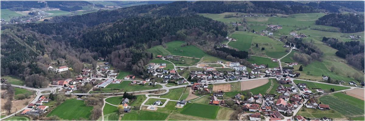 Header Hunderdorf 034 (Luftbild Ortsansicht Steinburg)