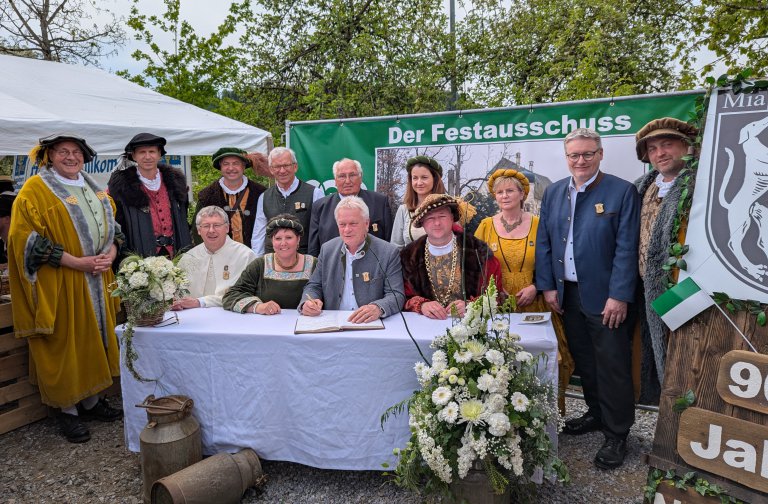 Eintrag Goldenes Buch Alois Rainer